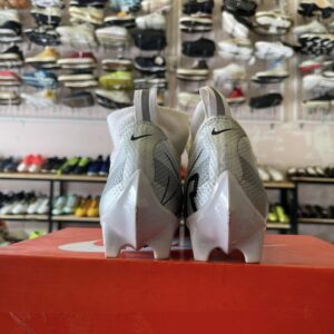 Giày Đá Bóng Thương Hiệu Nike Chính Hãng
