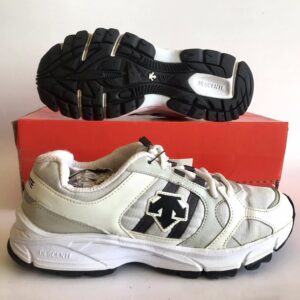 Giày Thể Thao Hiệu Descente Chính Hãng