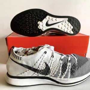Giày Thể Thao Nam Hiệu Nike