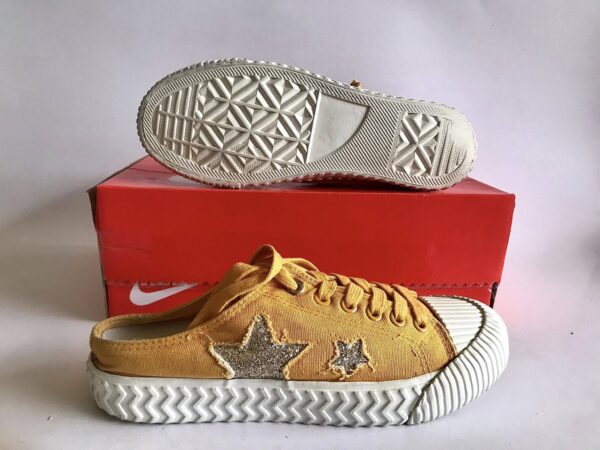 Giày Thể Thao Nữ 2hand Hiệu Shoopen