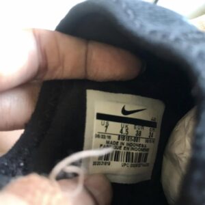 Giày Thể Thao Hiệu Nike Chính Hãng Màu Đen