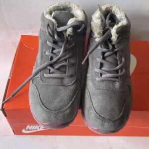 Giày Thể Thao 2hand Màu Xám