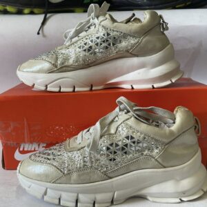 Giày Thể Thao Đính Đá