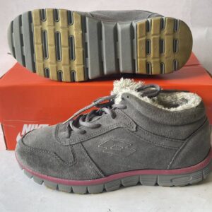 Giày Thể Thao 2hand Màu Xám