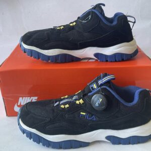 Giày Thể Thao Hiệu Fila Màu Xanh Dương