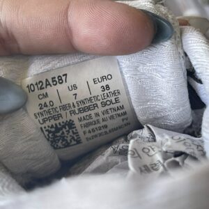 Giày Thể Thao Hiệu Asics Chính Hãng