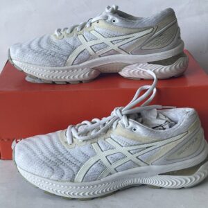 Giày Thể Thao Hiệu Asics Chính Hãng