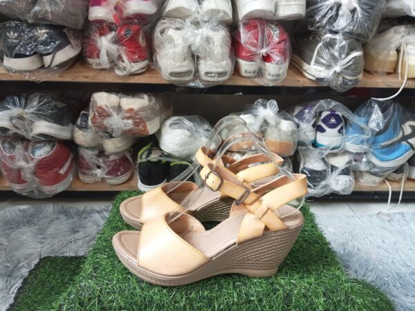 Giày Sandal 2hand