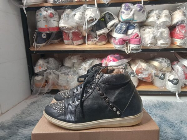 Giày 2hand Boot