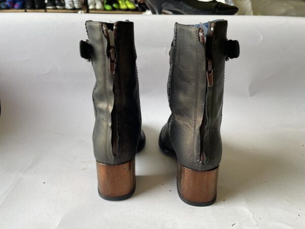 Giày 2hand Boot