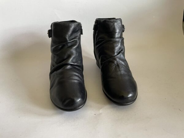 Giày 2hand Boot