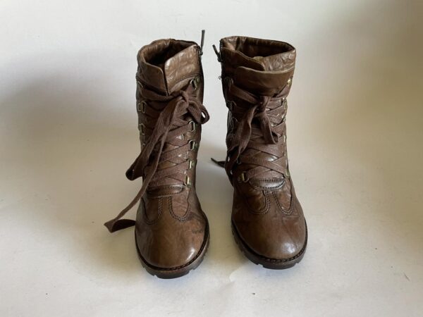 Giày 2hand Boot Hiệu Sodadesign