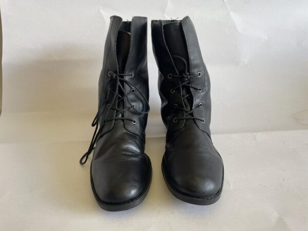 Giày 2hand Boot