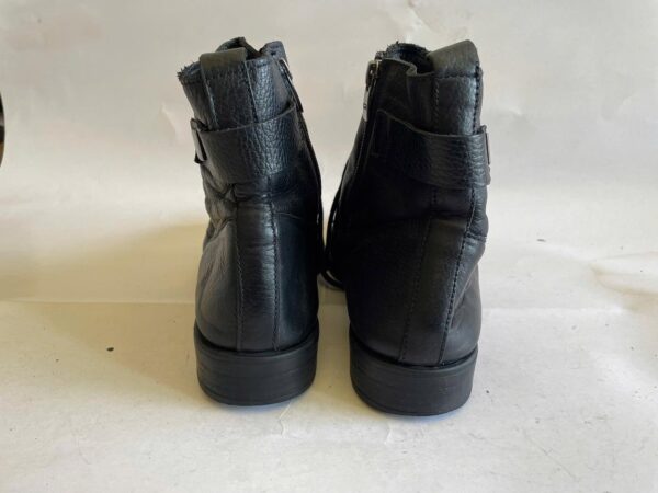 Giày 2hand Boot