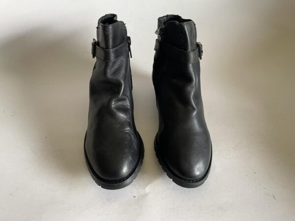 Giày 2hand Boot