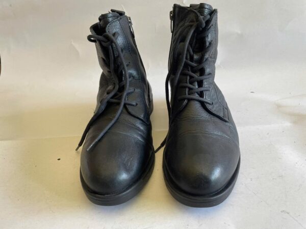 Giày 2hand Boot