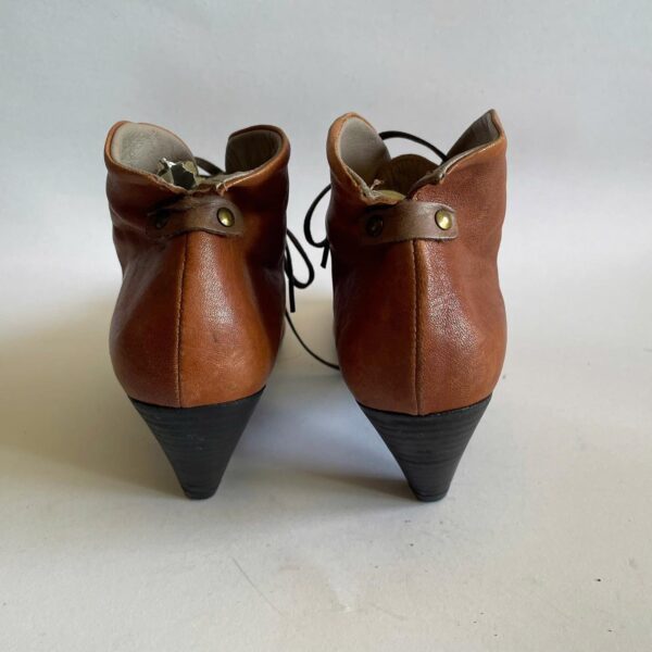 Giày 2hand Boot