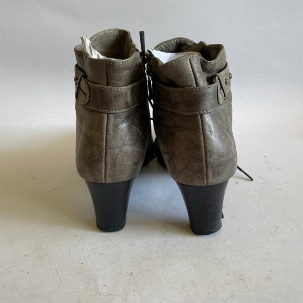 Giày 2hand Boot