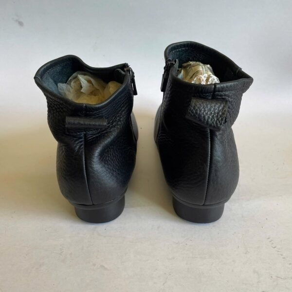 Giày 2hand Boot