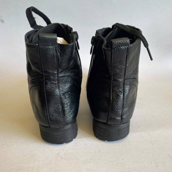 Giày 2hand Boot