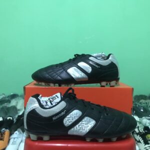 Giày Đá Bóng 2hand