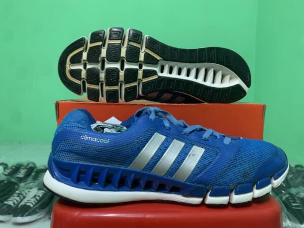 Giày 2hand Thể Thao Hiệu Adidas