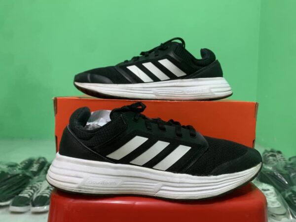 Giày 2hand Thể Thao Hiệu Adidas