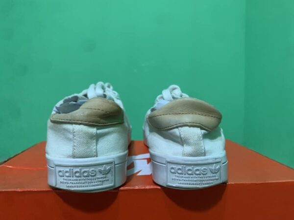 Giày 2hand Thể Thao Hiệu Adidas