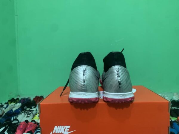 Giày Đá Bóng Thương Hiệu Nike Chính Hãng