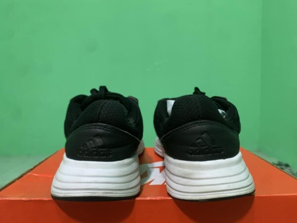 Giày 2hand Thể Thao Hiệu Adidas