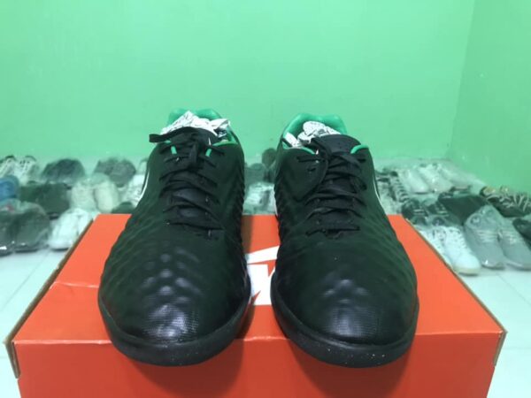 Giày Đá Bóng 2hand Hiệu Nike