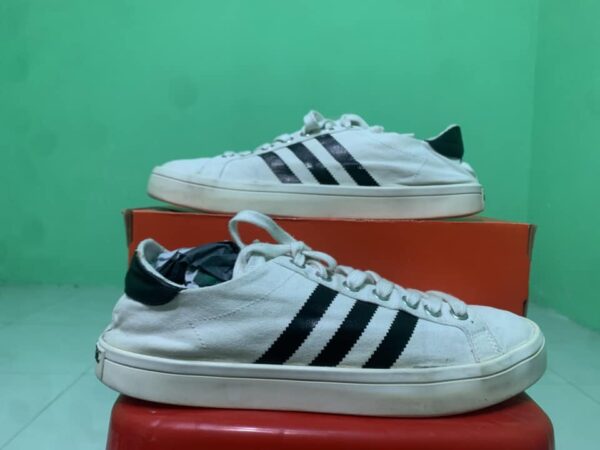 Giày Thể Thao 2hand Hiệu Adidas