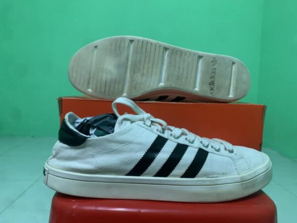 Giày Thể Thao 2hand Hiệu Adidas