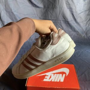 Giày Thể Thao 2hand Hiệu Adidas