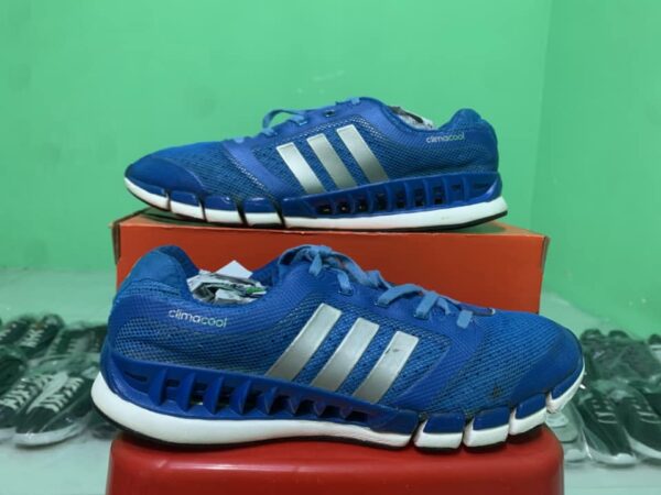 Giày 2hand Thể Thao Hiệu Adidas