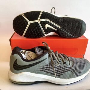 Giày 2hand Thể Thao Hiệu Nike ( khaaui mũi )