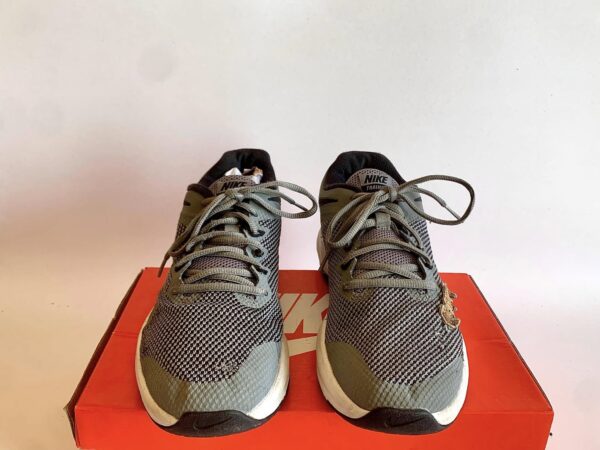 Giày 2hand Thể Thao Hiệu Nike ( khaaui mũi )