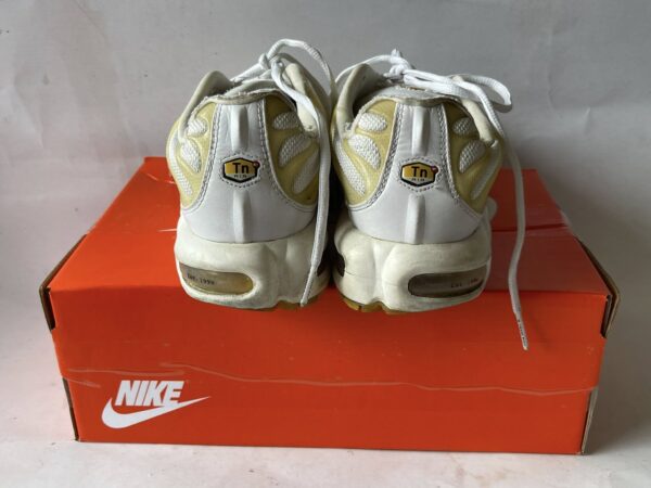 Giày Thể Thao 2hand Hiệu Nike