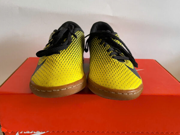 Giày Đá Banh 2hand Hiệu Nike