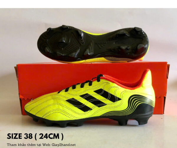 Giày Bóng Đá 2hand Hiệu Adidas Chính Hãng
