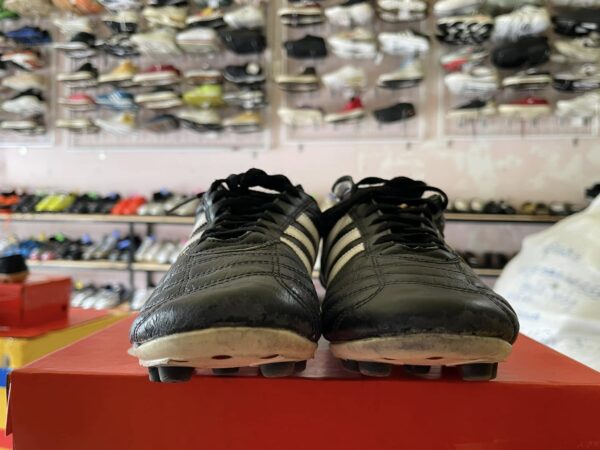Giày Đá Bóng 2hand Hiệu Adidas