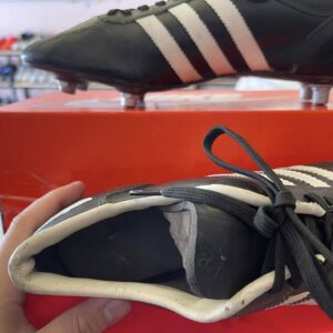 Giày Đá Banh 2hand Hiệu Adidas