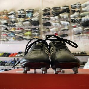 Giày Đá Banh 2hand Hiệu Adidas