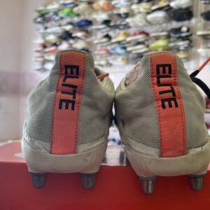 Giày bóng đá Adidas Chính Hãng