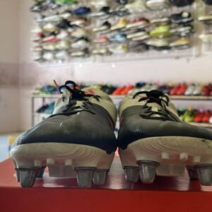 Giày bóng đá Adidas Chính Hãng