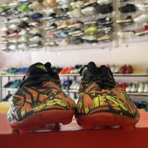 Giày bóng đá Adidas Chính Hãng