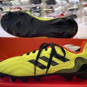 Giày Bóng Đá 2hand Hiệu Adidas Chính Hãng