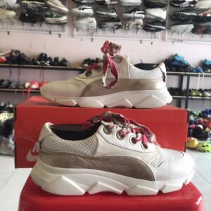 Giày Thể Thao 2hand Nữ