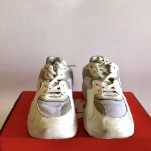 Giày Thể Thao 2hand Nữ ( đế hơi mòn )