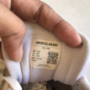 Giày Thể Thao 2hand Nữ ( đế hơi mòn )